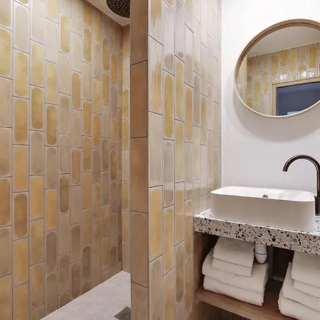 Apartment Cmg Republique Ii - Rue Beranger Paris