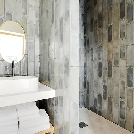 Apartment Cmg Republique Ii - Rue Beranger Paris