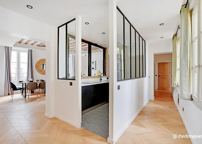 Apartman Cmg Republique Ii - Rue Beranger *