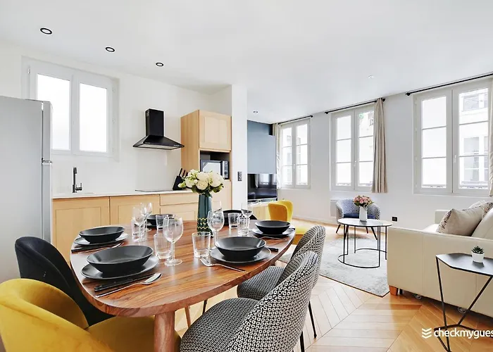 Apartman Cmg Republique Ii - Rue Beranger *