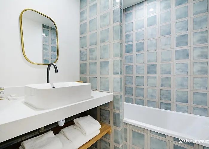 Apartman Cmg Republique Ii - Rue Beranger *